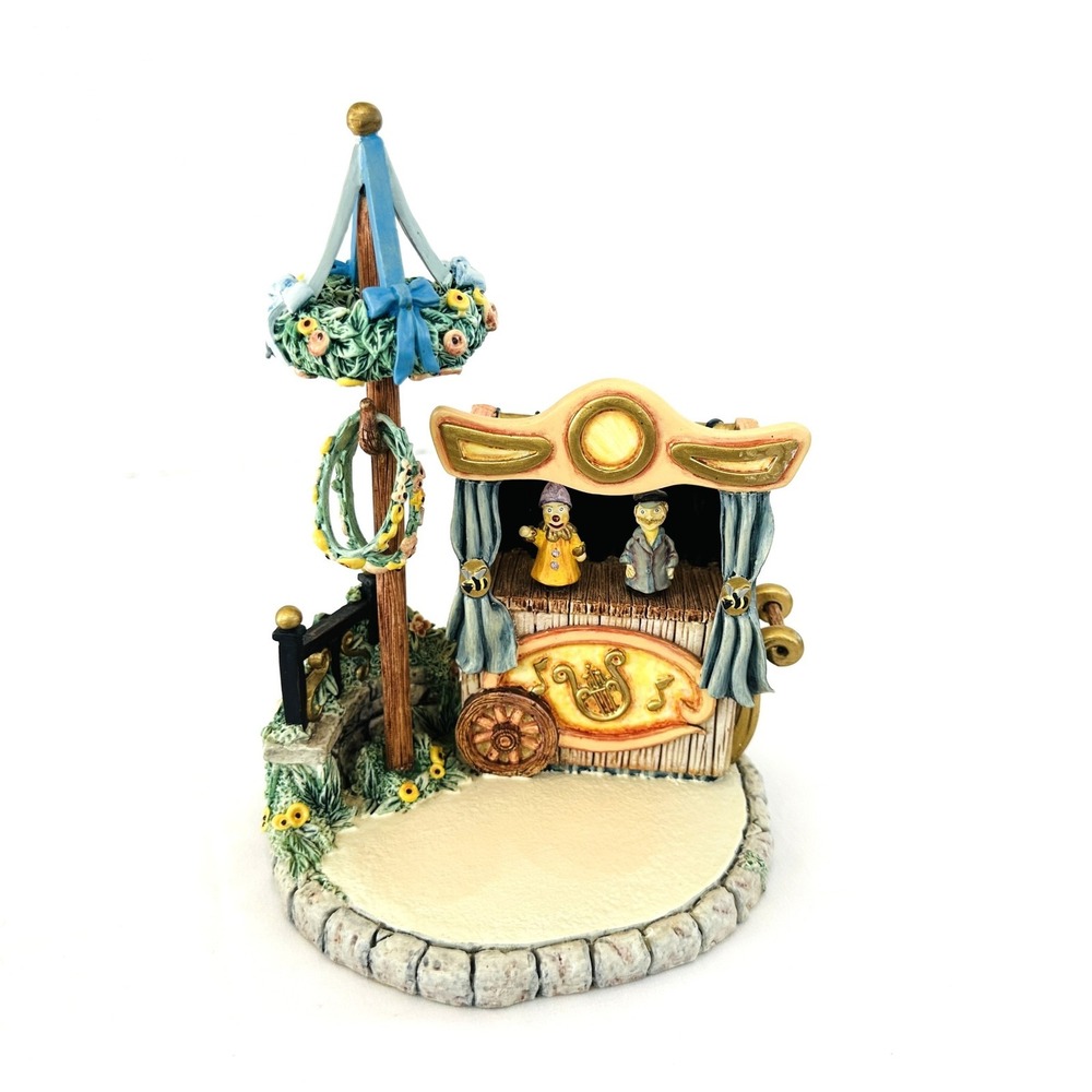 Hummel Goebel 2004 Puppet Theatre Theater Animated Music Box Pop Goes the Weasel
